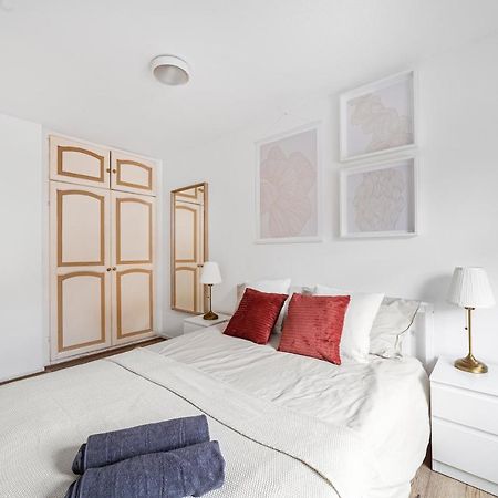 Arte Stays - 3-Bedroom Bright House London, Haggerston, Garden, Parking, 8 Min Walk To Haggerston Station, Weekly Or Monthly Stays, Serviced Accommodation - 7 Guests Extérieur photo