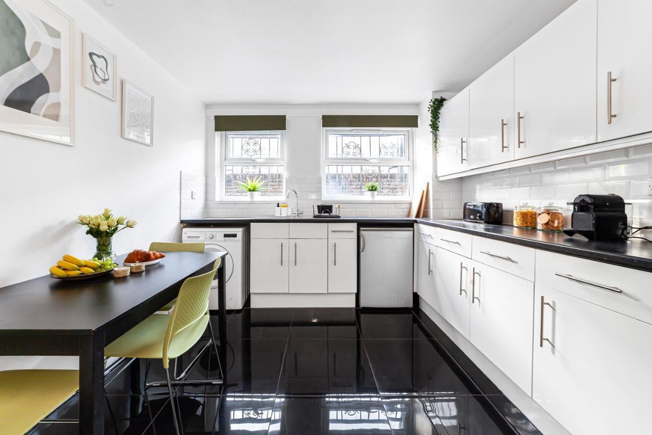 Arte Stays - 3-Bedroom Bright House London, Haggerston, Garden, Parking, 8 Min Walk To Haggerston Station, Weekly Or Monthly Stays, Serviced Accommodation - 7 Guests Extérieur photo