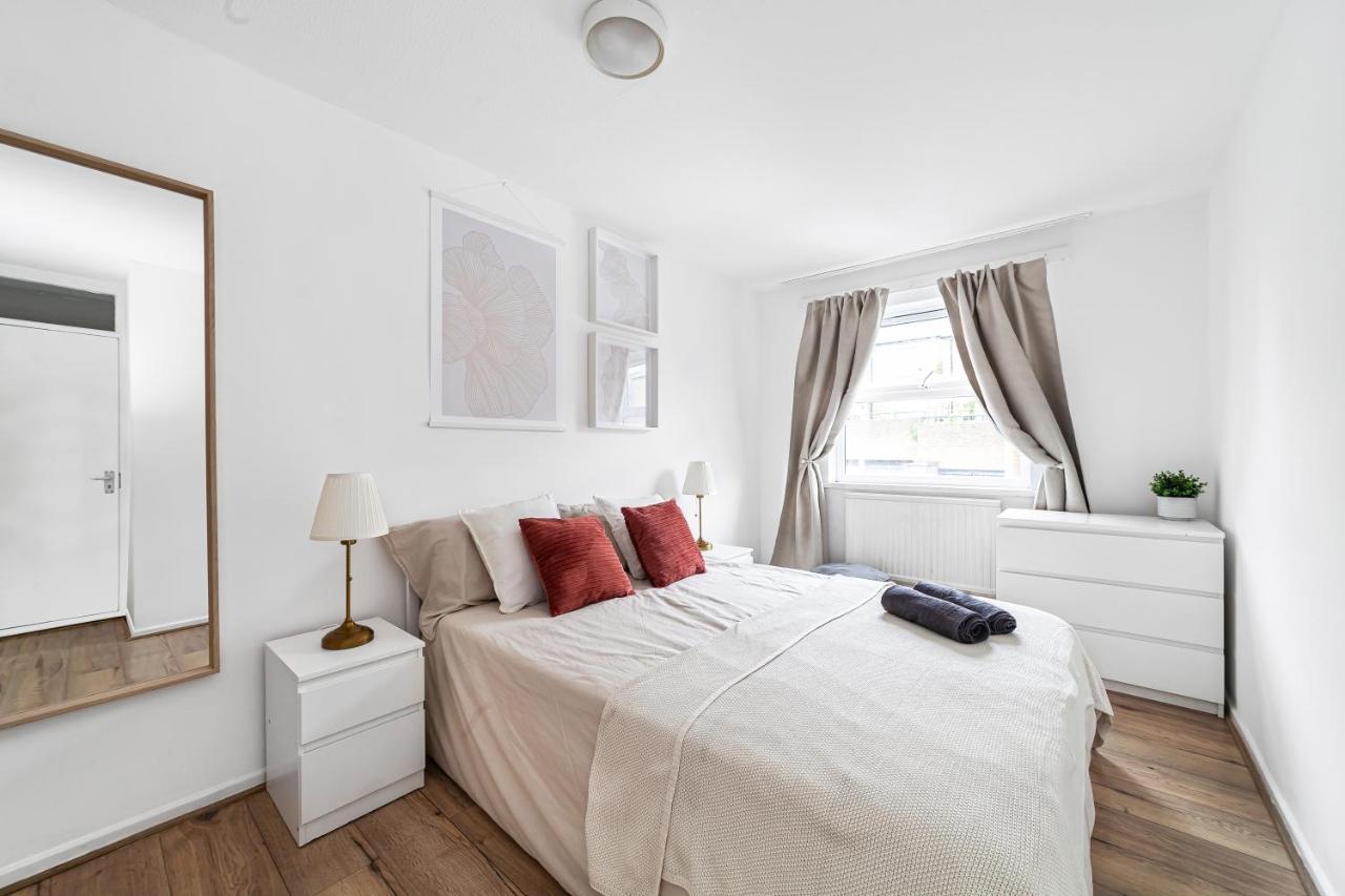 Arte Stays - 3-Bedroom Bright House London, Haggerston, Garden, Parking, 8 Min Walk To Haggerston Station, Weekly Or Monthly Stays, Serviced Accommodation - 7 Guests Extérieur photo
